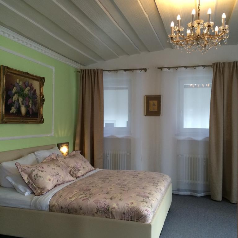Golden Gapa Central Family Apartment 8 การ์มิช-พาร์เทนเคียร์เชน ภายนอก รูปภาพ